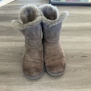 Bailey button Ugg’s